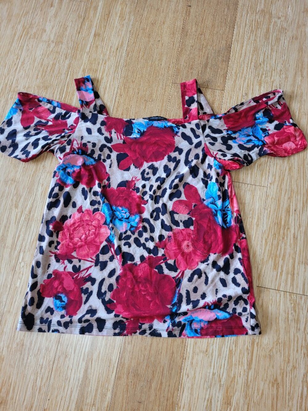 Inc off the shoulders Top